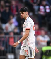 Fussball 1. Bundesliga 24/25: FC Bayern Muenchen - Borussia Moenchengladbach