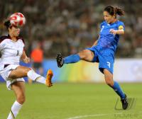 FUSSBALL  Olympia 2008   Halbfinale  Frauen   Japan - USA