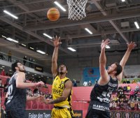 Basketball 2. Bundesliga 2021/2022: Tigers Tuebingen - Medipolis SC Jena