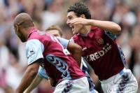 Fussball Barclays Premiership: Aston Villa - Newcastle United