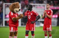 Fussball  1. Bundesliga 26/27 FC Bayern Muenchen - VfB Stuttgart