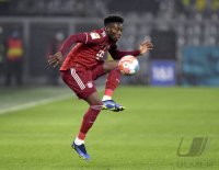 Fussball 1. Bundesliga Saison 21/22: Borussia Dortmund - FC Bayern Muenchen