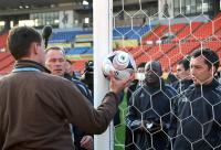 Fussball International Adidas Teamgeist 2  mit Chip