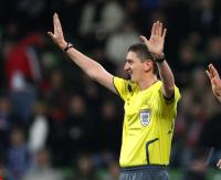 Fussball UEEA CUP, Schiedsrichter Thomson