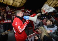 Fussball, 1. Bundesliga  Saison 2013/2014: JUBEL Bastian Schweinsteiger (FC Bayern Muenchen)