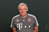 Fussball 1. Bundesliga 2015/2016: Fototermin beim FC Bayern Muenchen