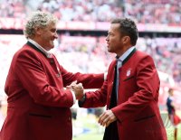 Fussball 1. Bundesliga Saison 16/17: FC Bayern Muenchen - SC Freiburg