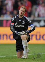 Fussball 1. Bundesliga 10/11:  Torwart Manuel Neuer (FC Schalke 04)