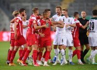 Fussball DFB Pokal 1. Runde 21/22: 1. FC Kaiserslautern - Borussia Moenchengladbach