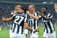 FUSSBALL SERIE A:  Jubel mit Quagliarella Fabio und Leonardo Bonucci (v. li., Juventus Turin)