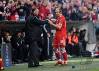FUSSBALL  International CHL 09/10: FC Bayern  Muenchen - Olympique Lyon