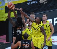 Barmer 2. Basketball Bundesliga  18/19: Tigers Tuebingen - White Wings Hanau