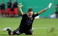 FUSSBALL, DFB Pokal 1. Hauptrunde:  Torwart Frank Lehmann (1 FC Heidenheim 1846)