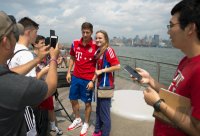 FUSSBALL 1. Bundesliga 14/15: Robert Lewandowski (FC Bayern Muenchen)