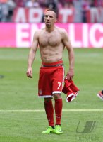 Fussball 1. Bundesliga Saison 16/17: FC Bayern Muenchen - SC Freiburg