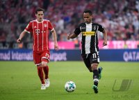 Fussball  1.Bundesliga   Saison 17/18: FC Bayern Muenchen - Borussia Moenchengladbach