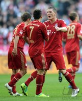 Fussball 1. Bundesliga, Saison 2011/2012:  JUBEL nach dem TOR, Franck Ribery , Bastian Schweinsteiger (v. li., FC Bayern Muenchen)