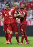 Fussball 1. Bundesliga Saison 15/16: FC Bayern Muenchen - Bayer 04 Leverkusen