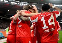 Fussball 1. Bundesliga  Saison  2025/2026  13. Spieltag 
VfB Stuttgart - FC Bayern Muenchen