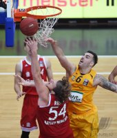 Basketball 1. Bundesliga 15/16 Hauptrunde: Walter Tigers Tuebingen - FC Bayern Muenchen