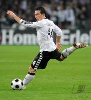 Fussball WM-Qualifikation: Deutschland, TROCHOWSKI Einzelaktion