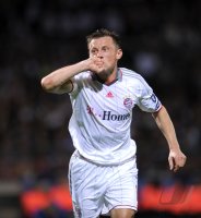 FUSSBALL  International CHL 09/10: Olympique lyon - FC Bayern  Muenchen
