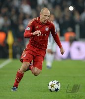 FUSSBALL INTERNATIONAL CHL VIERTELFINALE 12/13: Juventus Turin - FC Bayern Muenchen