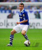 FUSSBALL, 1. BUNDESLIGA, 33. Spieltag: Schalke, SCHMITZ Einzelaktion