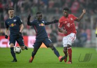 Fussball 1. Bundesliga Saison 16/17: FC Bayern Muenchen - RB Leipzig