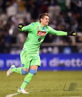 Fussball Supercoppa Italia Finale 2014 in Doha: Torwart Rafael Cabral (SSC Neapel)