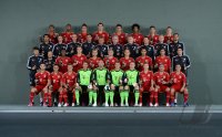 Fussball 1. Bundesliga 2012/2013:  Fototermin beim  FC Bayern Muenchen