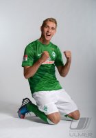 Fussball 1. Bundesliga, Saison 2012/2013, Werder Bremen: Nils Petersen im exklusiven Pressefoto ULMER Fotoshooting