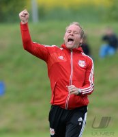 Fussball Ergenzinger Pfingstturnier 2013 FINALE; SC Freiburg - Red Bull Salzburg