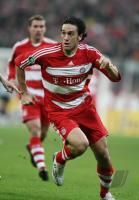 Fussball  FC Bayern Muenchen  Klose am Ball