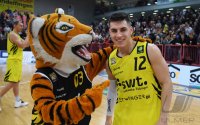 Barmer 2. Basketball Bundesliga  18/19: Tigers Tuebingen - Roemerstrom Gladiators Trier