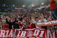 FUSSBALL INTERNATIONAL CHL VIERTELFINALE 12/13: Juventus Turin - FC Bayern Muenchen