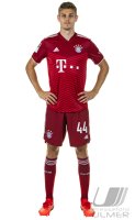 Fussball 1. Bundesliga Saison 21/22: Josip Stanisic (FC Bayern Muenchen)