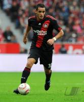 Fussball: 1. Bundesliga Saison 2010/2011: Leverkusen, Augusto Einzelaktion