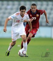 Fussball U21-Europameisterschaft 2011: Ander Herrera (li, Spanien) gegen Adam Hlousek (re, Tschechische Republik)