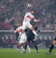 Fussball DFB Pokal  Halbfinale  2025/2026  23.04.2026VfB Stuttgart - SC Freiburg, ZWEIKAMPF, SPIELSZENE, AKTION, ACTION, DUELL,