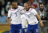 FUSSBALL WM 2010, VORRUNDE:  Kamerun - Holland