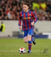FUSSBALL  International CHL 09/10 : Gabriel Milito (Barca)