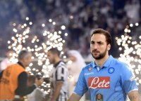 Fussball Supercoppa Italia Finale 2014 in Doha: Gonzalo Higuain (SSC Neapel)