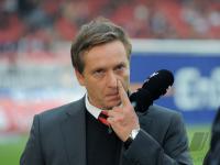 FUSSBALL  1. BUNDESLIGA  09/10   Sportdirektor Horst Heldt (VfB Stuttgart)