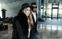 Fussball  International Kevin Prince Boateng (AC Mailand) mit Freundin Melissa Satta