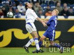Fussball 1. Bundesliga: Schalke - Berlin, Zweikampf
