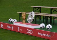 Fussball 1. Bundesliga 2016/2017: Fototermin beim FC Bayern Muenchen