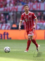 Fussball 1. Bundesliga Saison 16/17: FC Bayern Muenchen - SC Freiburg