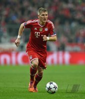 Fussball International CHL Saison 13/14: Bastian Schweinsteiger (FC Bayern Muenchen)