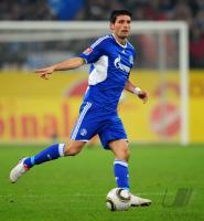 FUSSBALL, 1. BUNDESLIGA, 24. Spieltag: FC Schalke 04, KURANYI